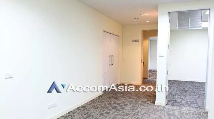 9  Office Space For Rent in Ploenchit ,Bangkok BTS Chitlom at President Tower AA15713
